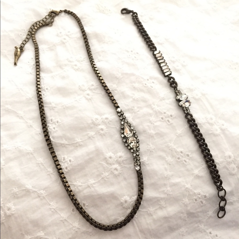 Chloe and Isabel crystal necklace and bracelet set